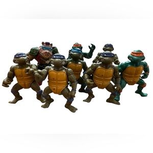 Vintage Teenage Mutant Ninja Turtles Action Figure Lot Of 8 Figures Various Year
